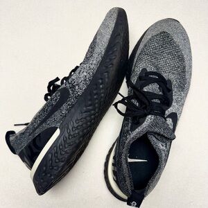 Nike Epic React Flyknit Cookies and Cream Size 12